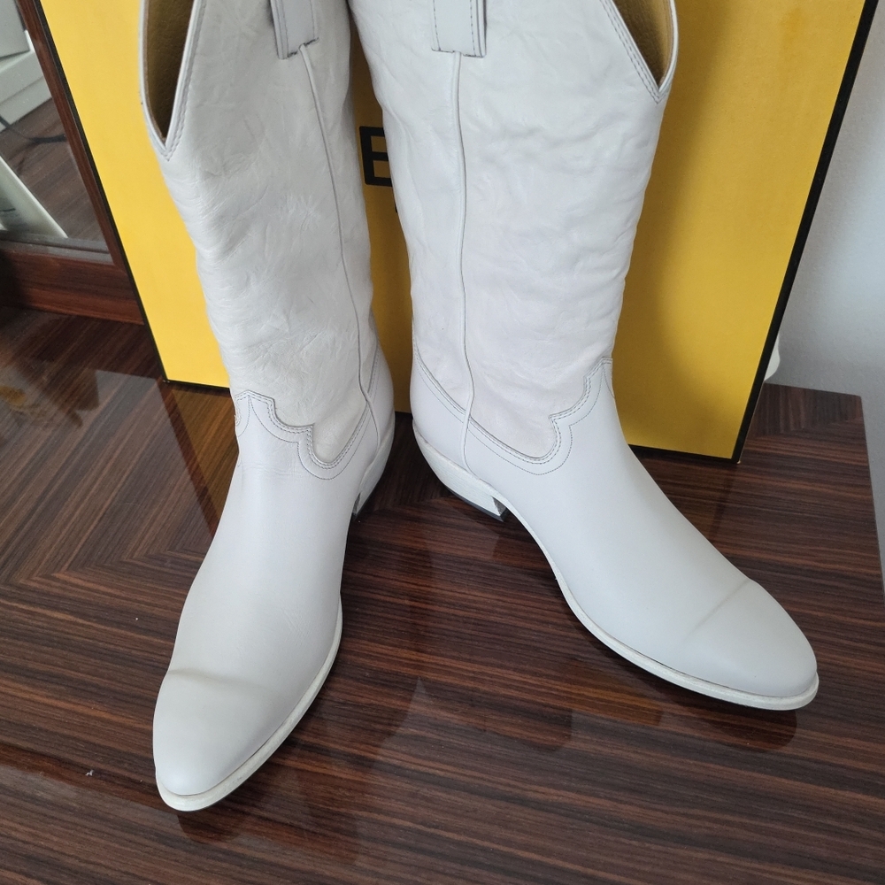 Fendi White Leather Cowboy Boots - Picture 5 of 16